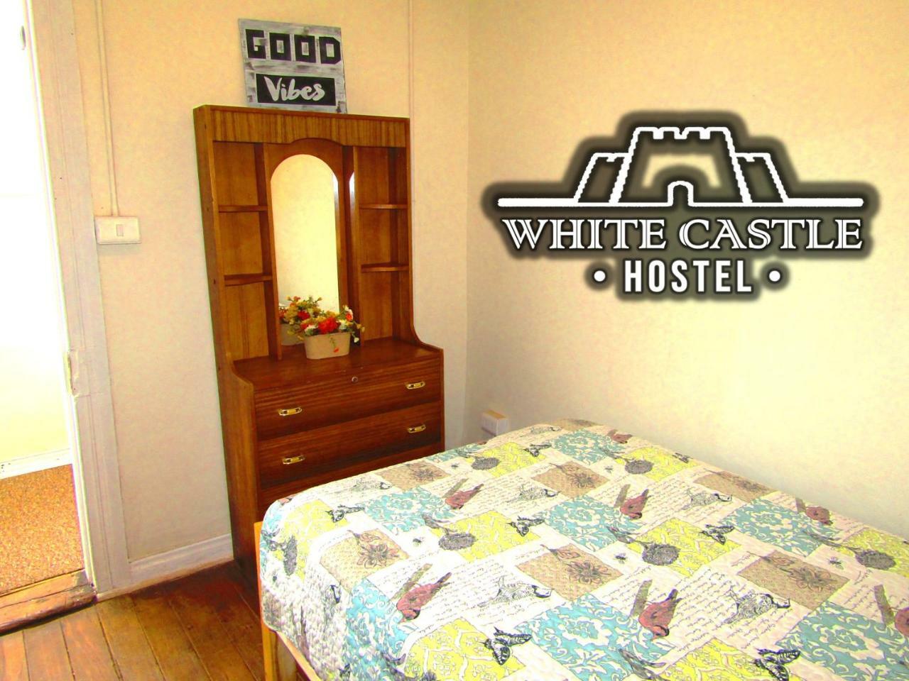 White Castle Hostel Valparaiso Exterior photo